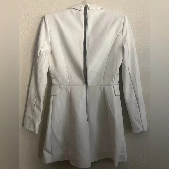 Alice and Olivia Faux Kyrie Tuxedo White Romper Jacket $495 New - Picture 6 of 11